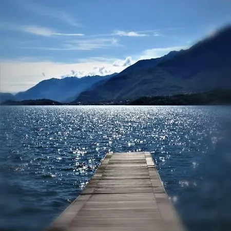 Apartment La Mansarda Sul Lago Di Como Vercana