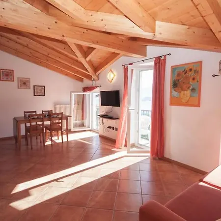 La Mansarda Sul Lago Di Como Apartment Vercana